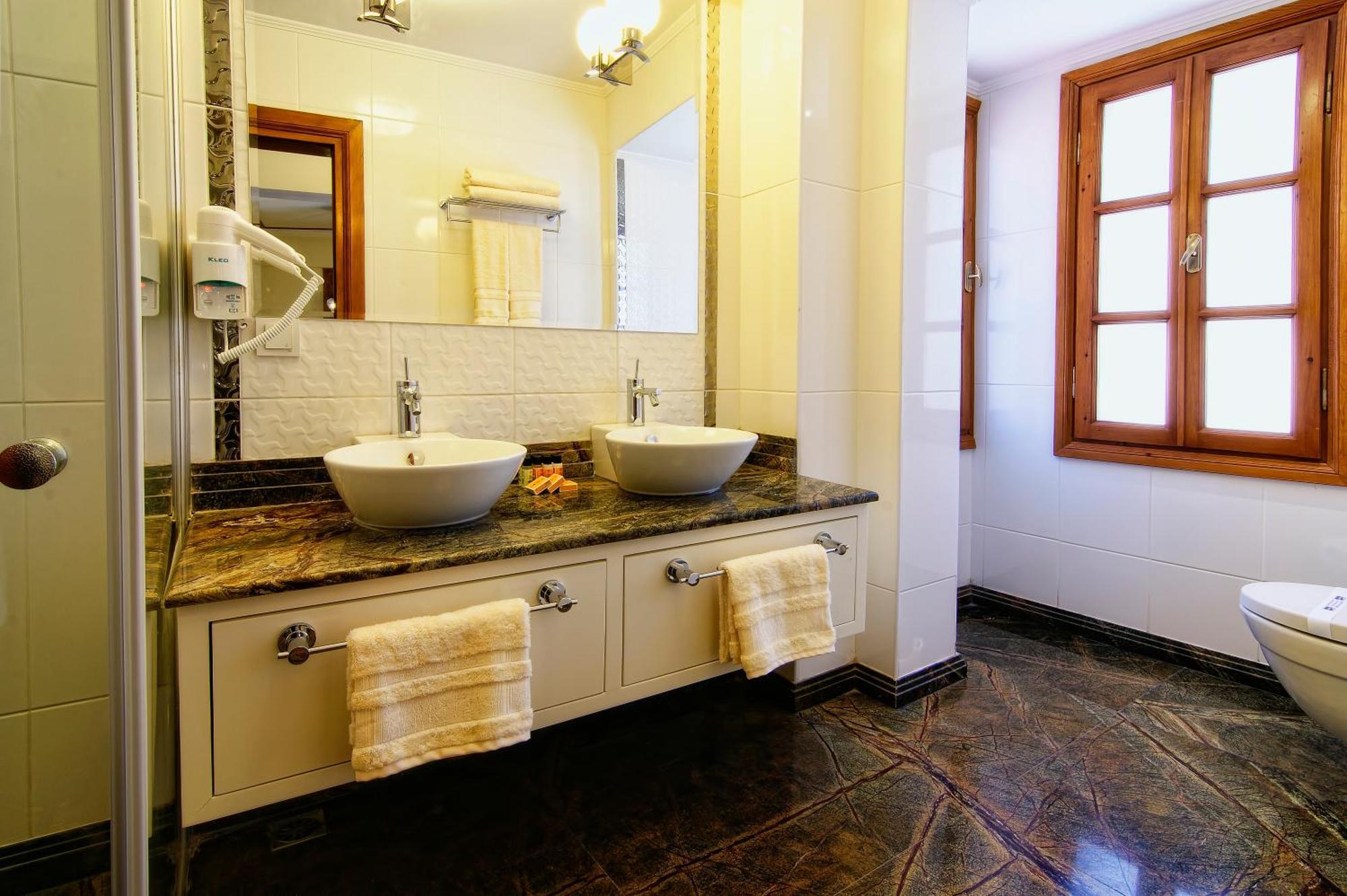 Minyon Hotel Antalya Bilik gambar