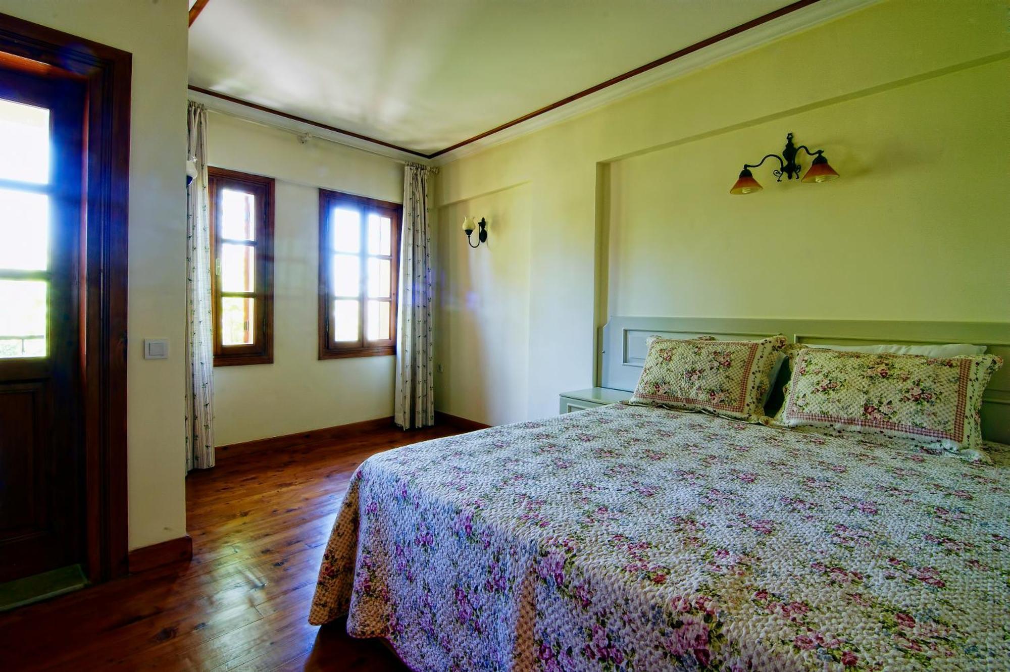 Minyon Hotel Antalya Bilik gambar
