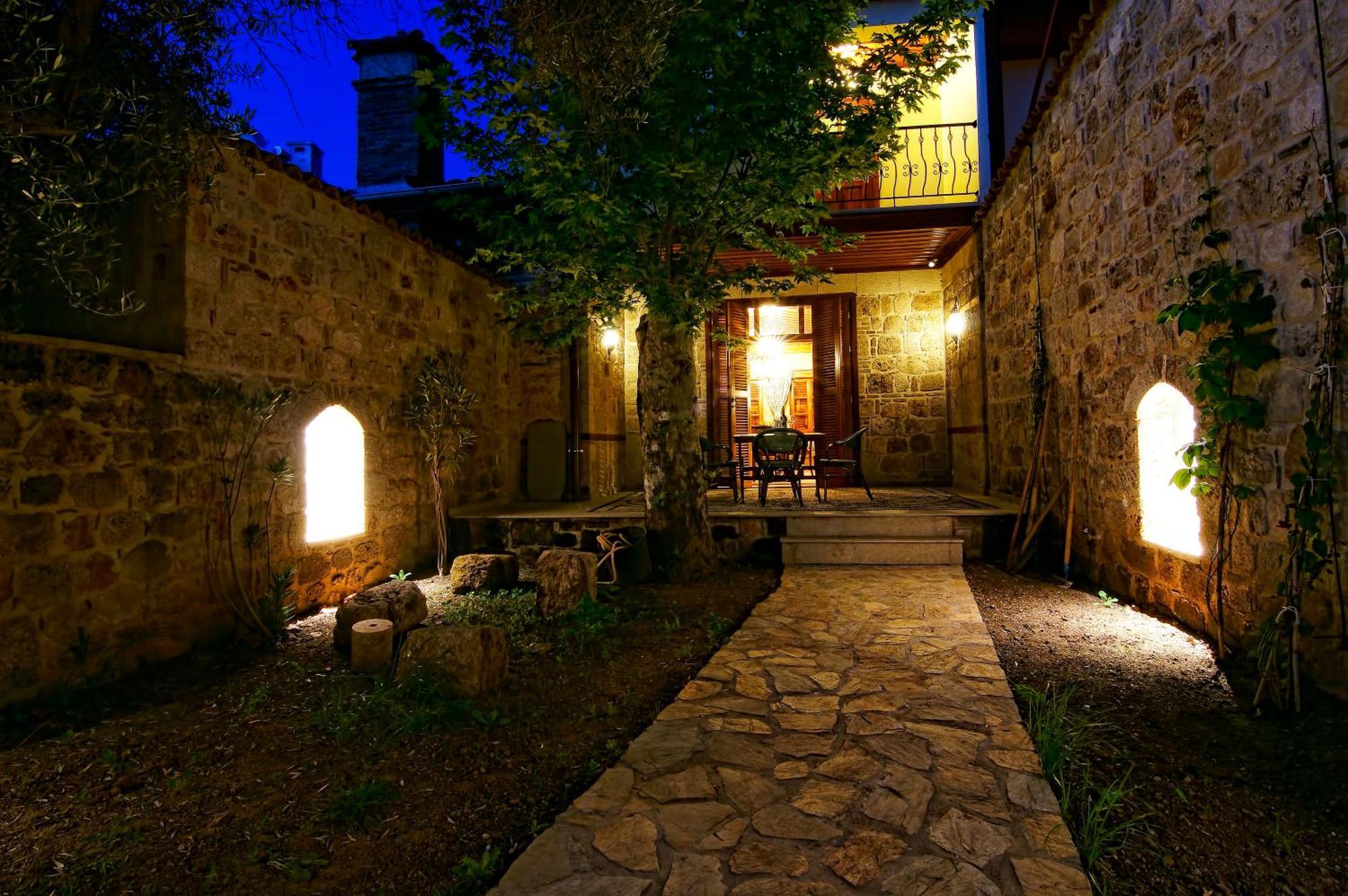 Minyon Hotel Antalya Bilik gambar