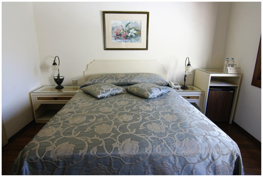Minyon Hotel Antalya Luaran gambar